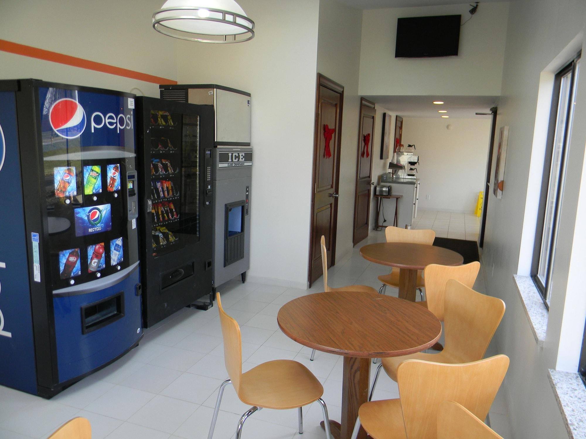 Americas Best Value Inn Heath-Newark Exteriör bild