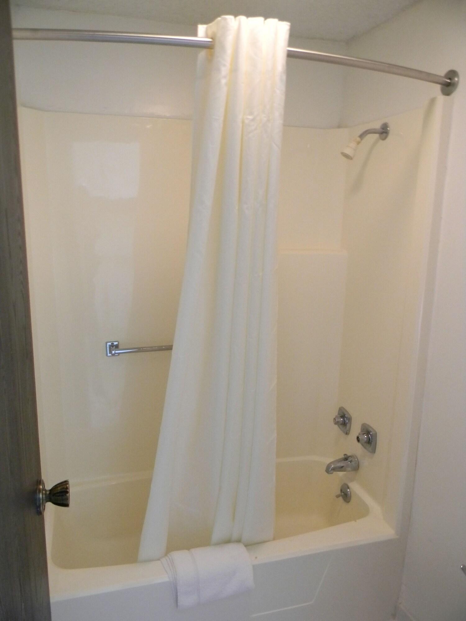 Americas Best Value Inn Heath-Newark Exteriör bild