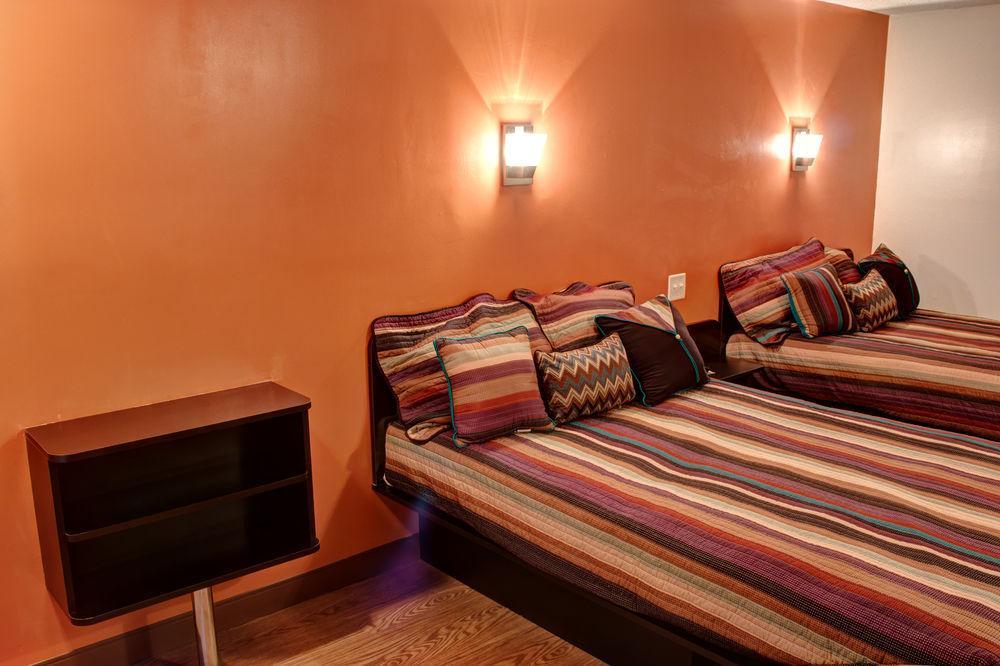 Americas Best Value Inn Heath-Newark Exteriör bild