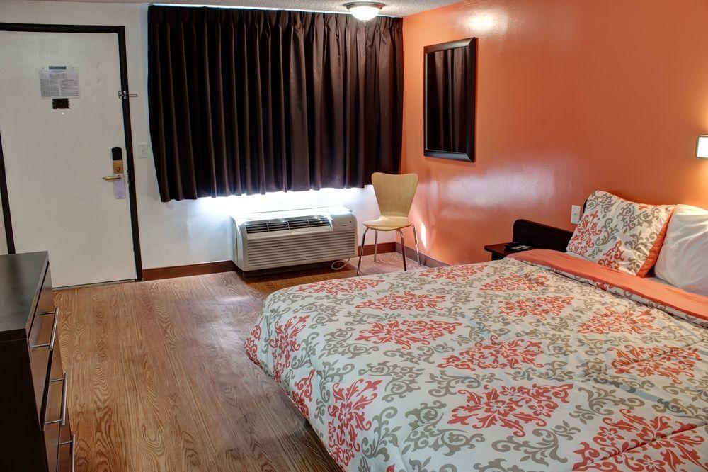 Americas Best Value Inn Heath-Newark Exteriör bild